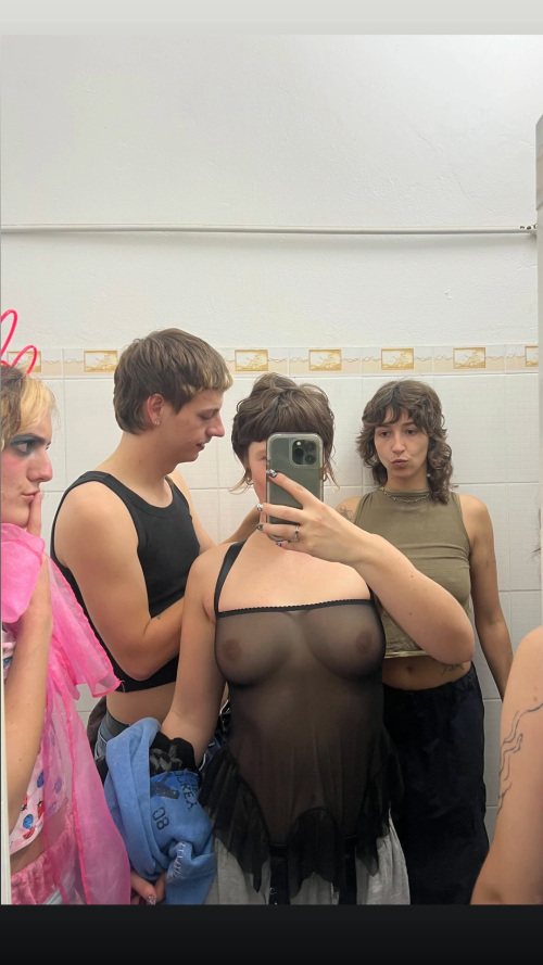 MissprincessLara /dirtyparkbench Nude Leaked Onlyfans Photo MissprincessLara /dirtyparkbench Nude Leaked Onlyfans Photo