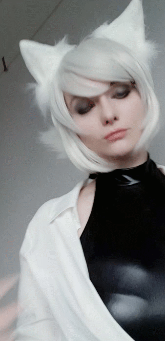 whiteneko_8c4196508027606f6.gif