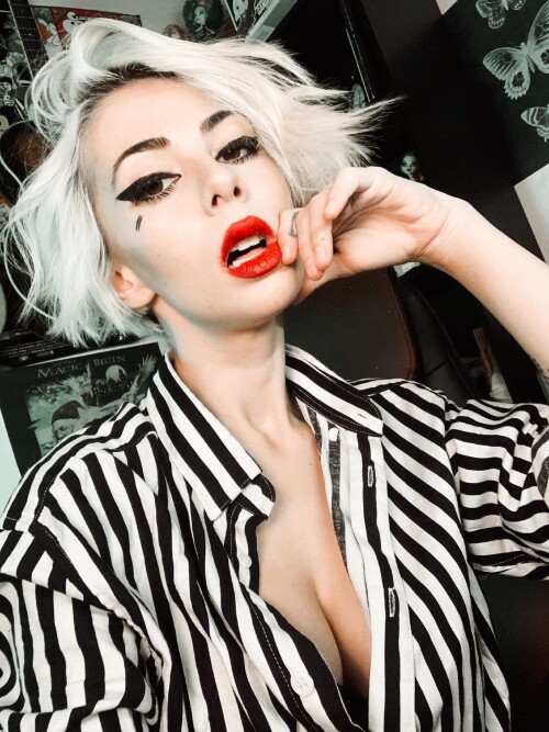 xRwzaC4hOdU48f6b90705e0d4f0.md.jpg