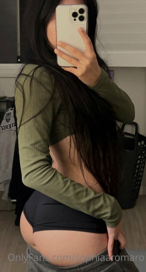 Sophia Romaro | sophiaaromaro Nude Leaked Onlyfans Photo Sophia Romaro | sophiaaromaro Nude Leaked Onlyfans Photo