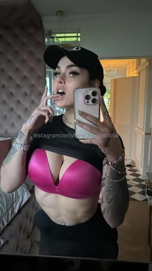 Zusje Nude Leaked Onlyfans Photo Zusje Nude Leaked Onlyfans Photo